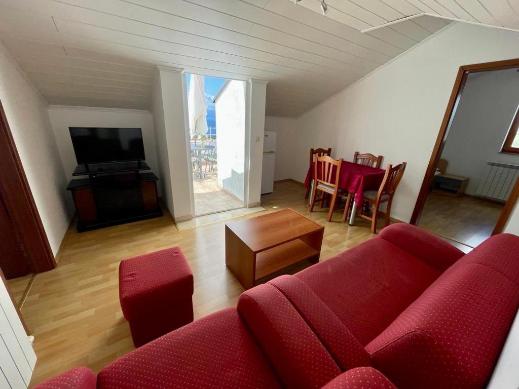 Apartments Hanka Njivice Luaran gambar