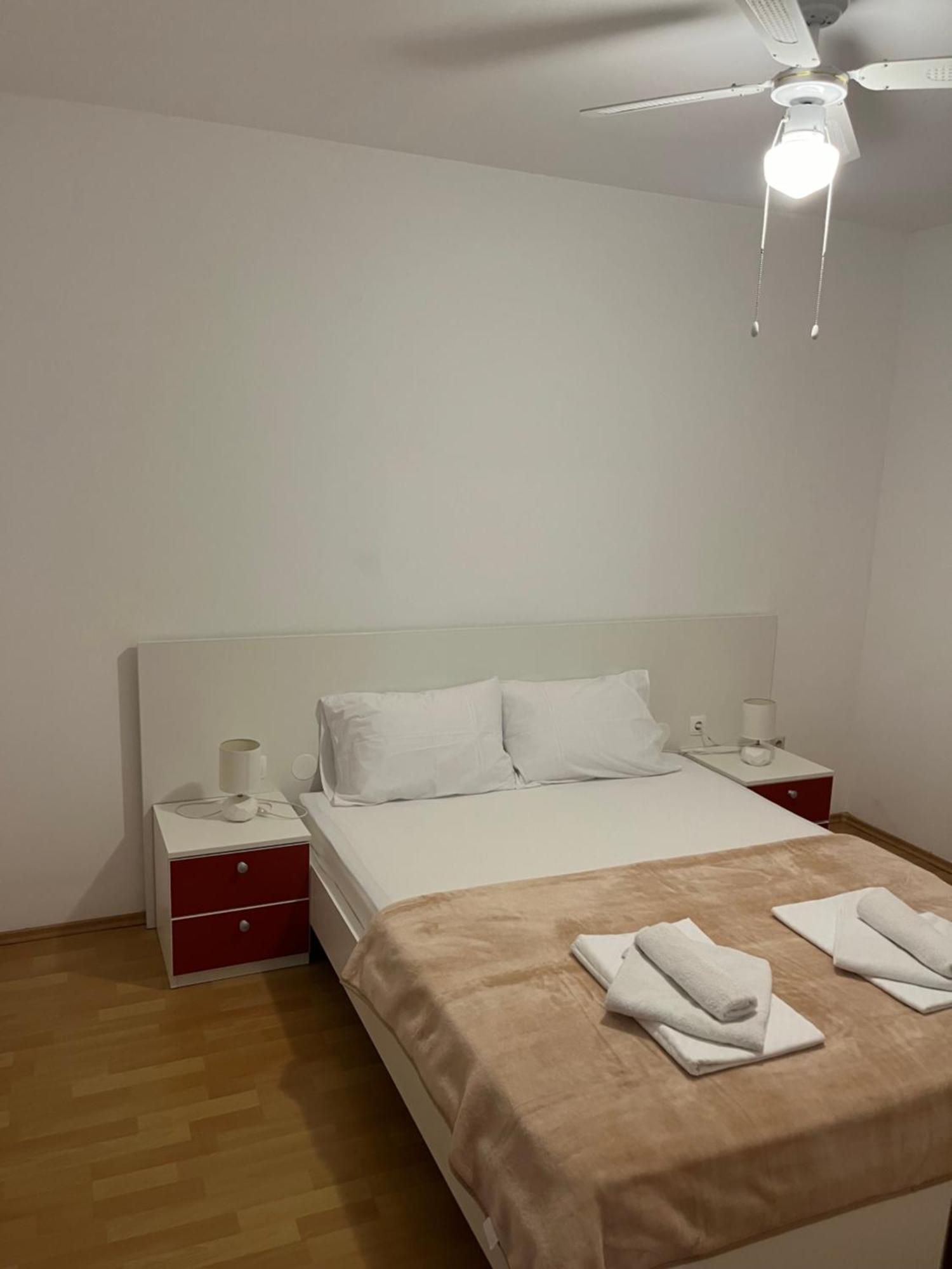Apartments Hanka Njivice Luaran gambar