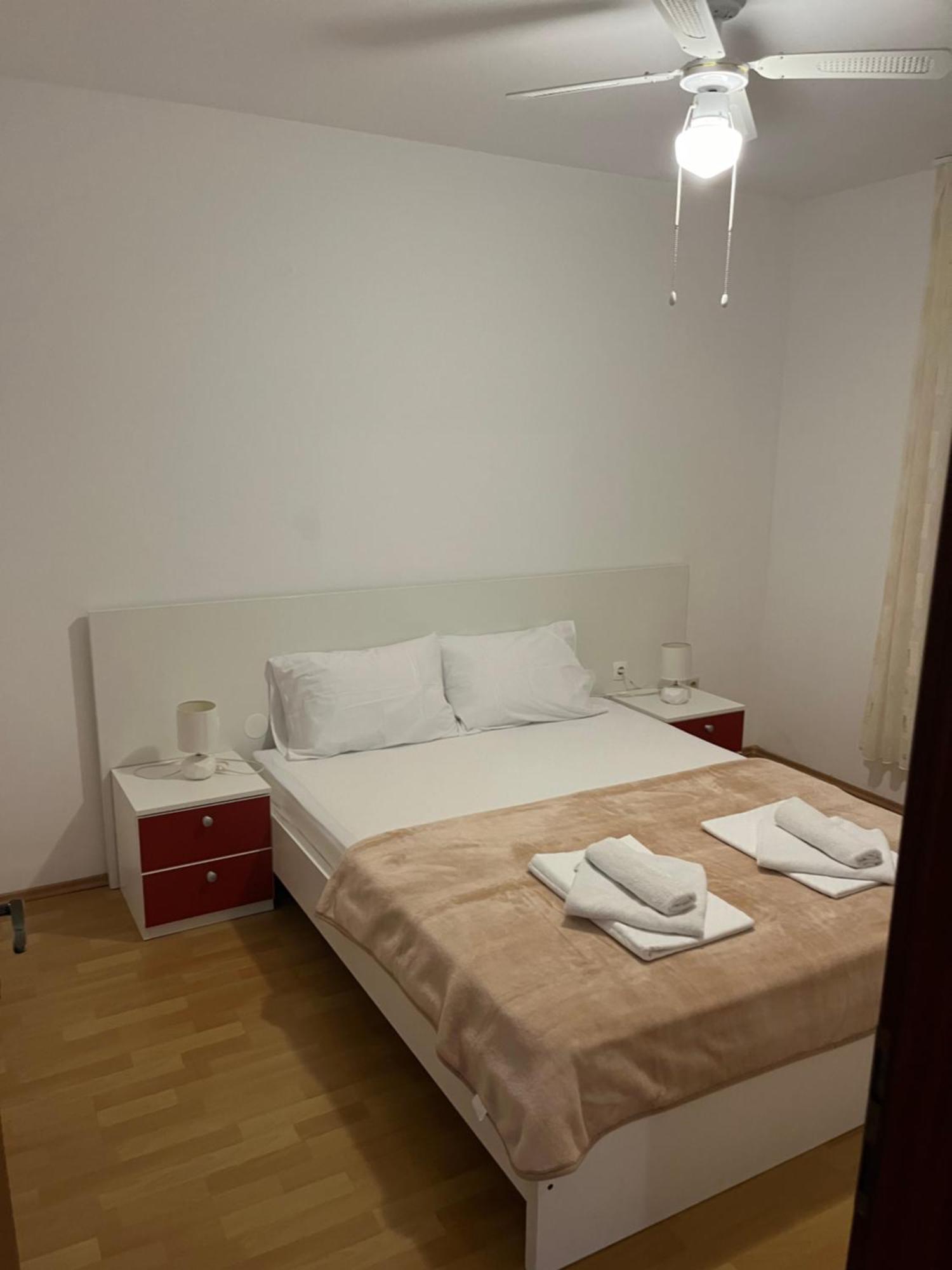 Apartments Hanka Njivice Luaran gambar